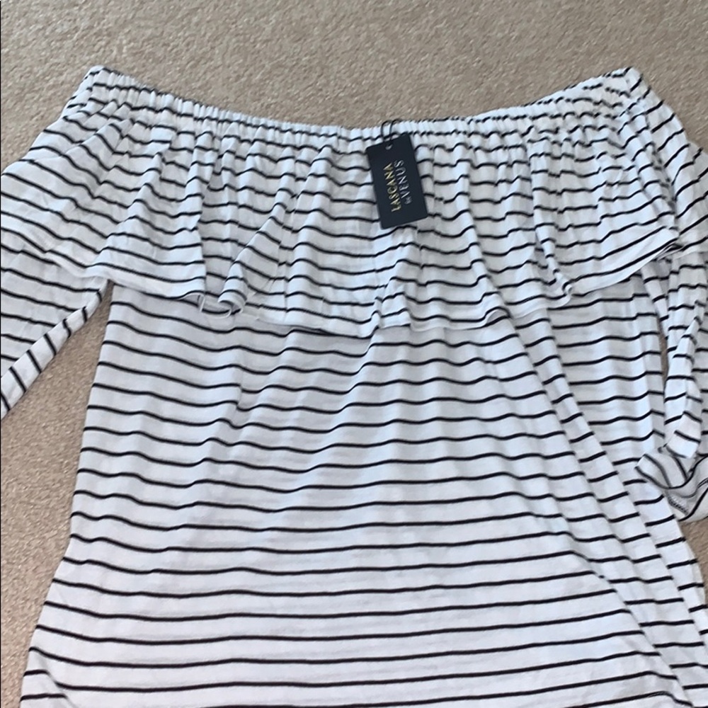 Brand new Venus top